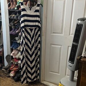 🧚Striped Navy and White Maxi Dress